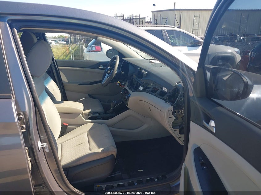 2019 Hyundai Tucson VIN KM8J2CA44KU844549 IAAI salvage auction — FRONT END, Salvage (Michigan), sold $3,200 on 2026-07-23 (photo 5)