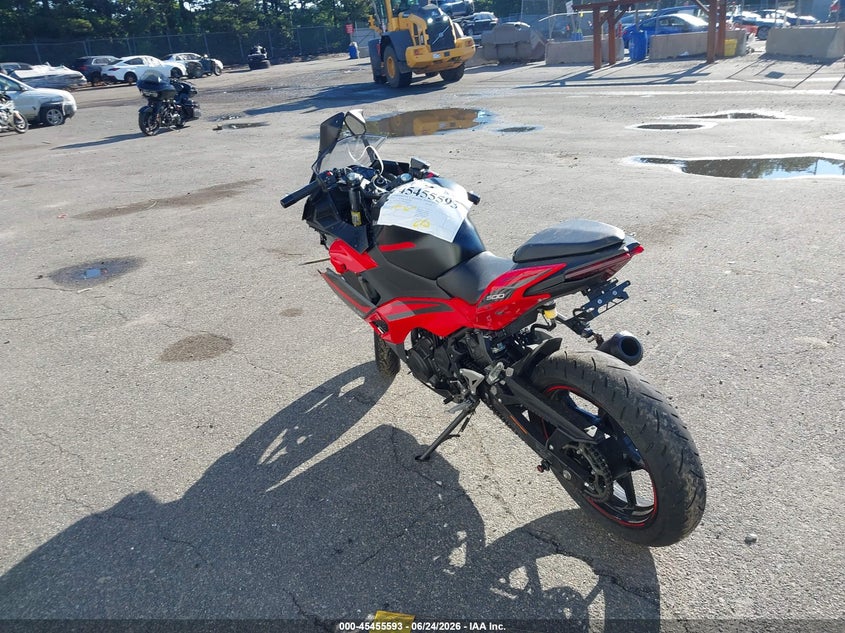 2024 Kawasaki Ninja VIN ML5EXGG14RDA23924 IAAI salvage auction — LEFT SIDE, Salvage Title, sold $1,475 on 2026-07-16 (photo 6)