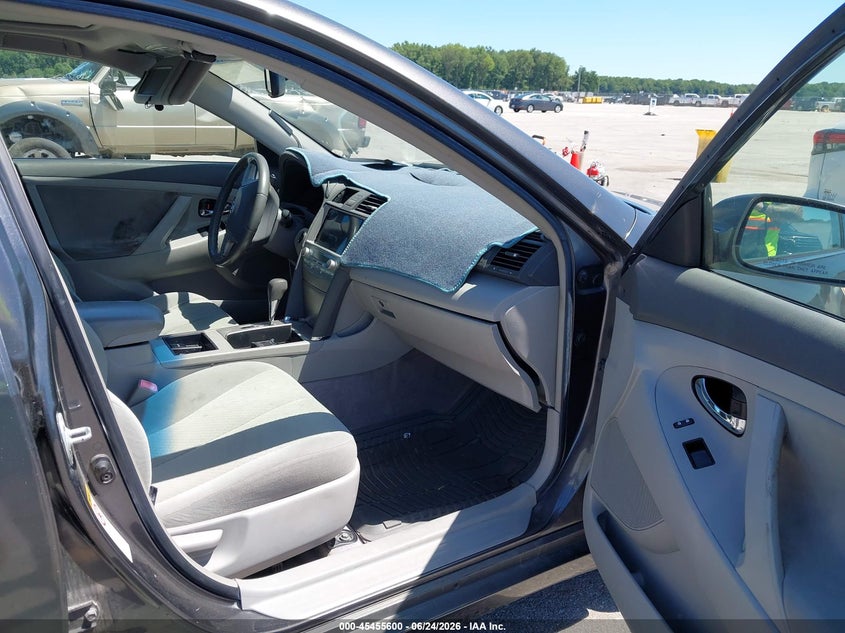 2007 Toyota Camry hybrid VIN JTNBB46K173020569 IAAI salvage auction — LEFT SIDE, Salvage (Indiana), sold $225 on 2026-07-23 (photo 5)