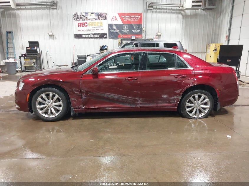 2015 Chrysler 300 VIN 2C3CCARG4FH923424 IAAI salvage auction — SIDE, Salvage (North Dakota), sold $1,450 on 2026-07-22 (photo 6)
