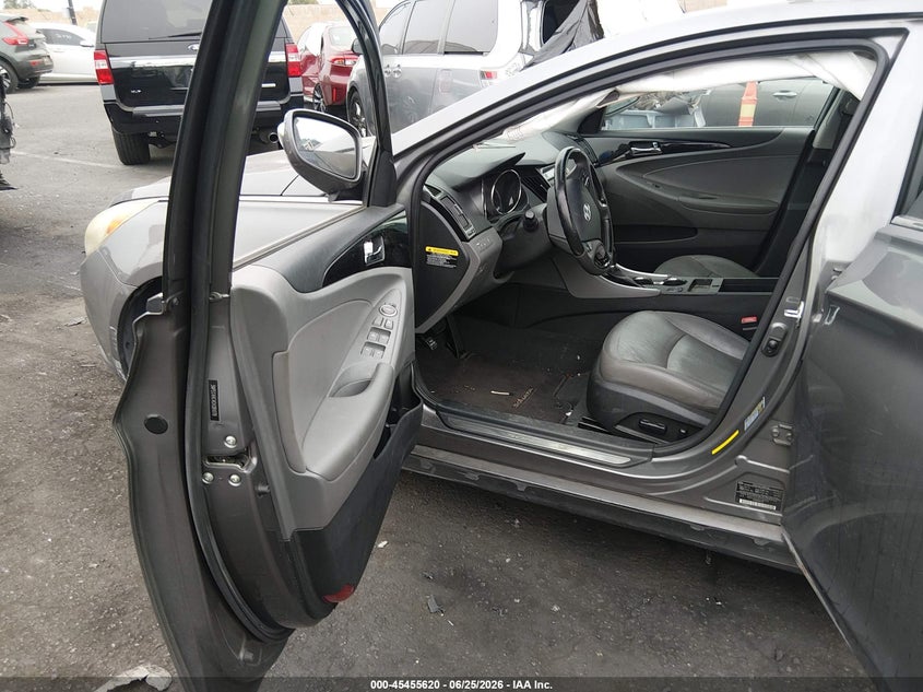 2012 Hyundai Sonata VIN 5NPEC4AC4CH381078 IAAI salvage auction — SIDE, Salvage Certificate (California), sold $1,050 on 2026-07-17 (photo 5)