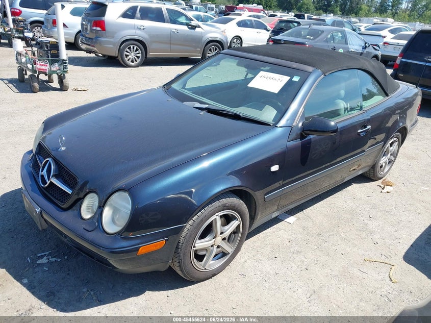 1999 Mercedes-benz Clk-class VIN WDBLK65G8XT007088 IAAI salvage auction — REAR END, Clear (Washington), sold $950 on 2026-07-29 (photo 2)