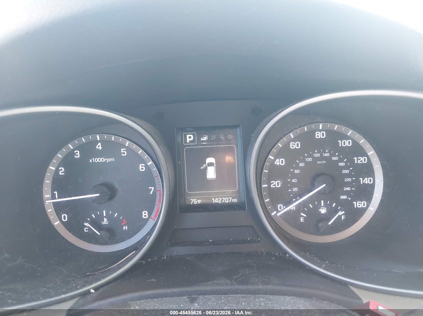 2018 Hyundai Santa fe VIN 5XYZU3LBXJG520907 IAAI salvage auction — SIDE, Salvage (California), sold $2,500 on 2026-07-05 (photo 7)