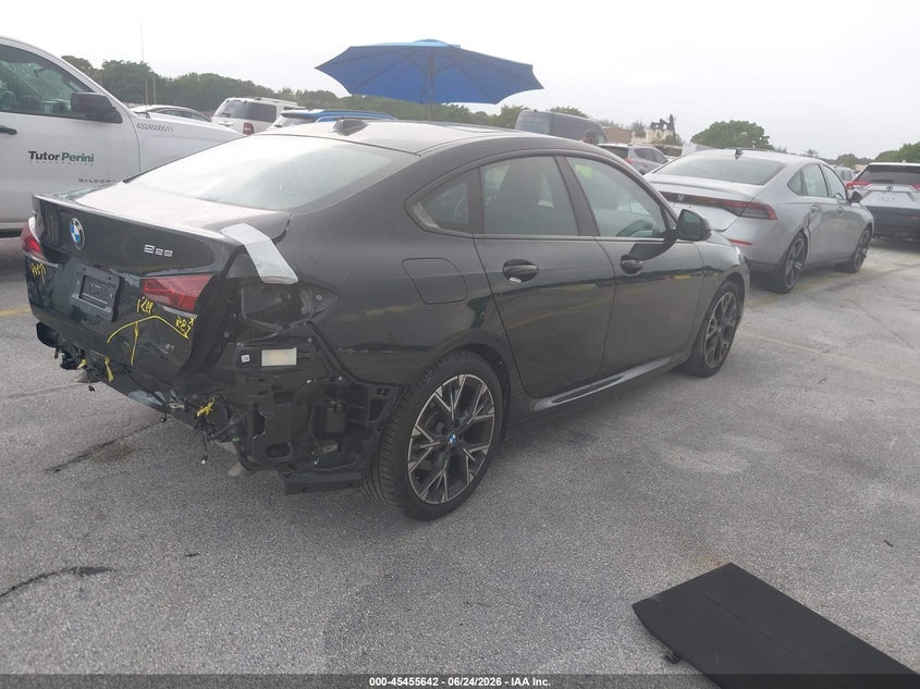 2025 BMW 2er VIN WBA23GG04S7T63892 IAAI salvage auction — REAR END, Clear (Florida), sold $16,725 on 2026-07-29 (photo 4)