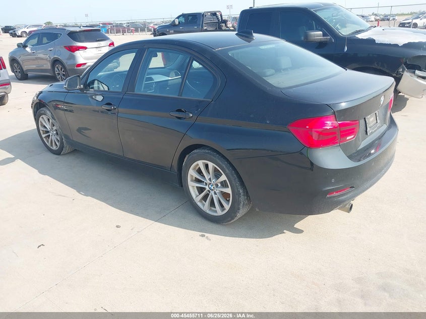 2017 BMW 3er VIN WBA8A9C31HK864661 IAAI salvage auction — WATER/FLOOD, Salvage (Texas), sold $875 on 2026-07-18 (photo 3)