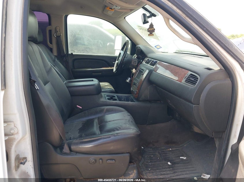 2007 Chevrolet Silverado 3500 VIN 1GCJK33677F547080 IAAI salvage auction — FRONT & REAR, Enterprise Vehicles Clear Only (Texas), sold $1,650 on 2026-07-06 (photo 6)