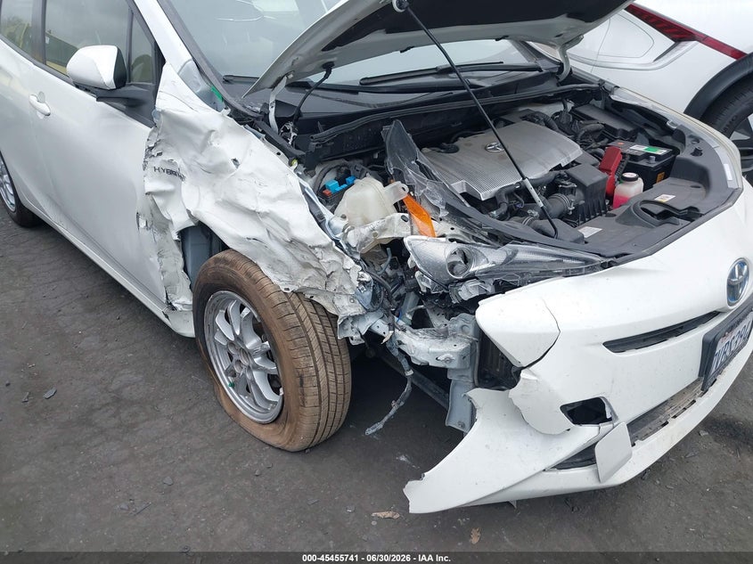 2016 Toyota Prius VIN JTDKBRFU4G3021041 IAAI salvage auction — RIGHT FRONT, Salvage Title, sold $3,150 on 2026-07-15 (photo 6)