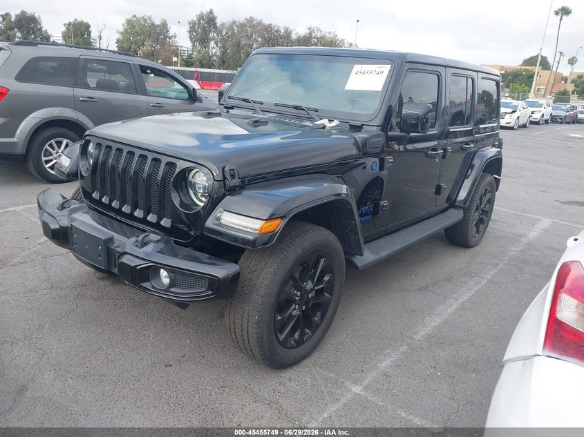 2021 Jeep Grand wagoneer VIN 1C4JJXP61MW686184 IAAI salvage auction — NORMAL WEAR, Salvage (California), sold $12,600 on 2026-07-30 (photo 2)