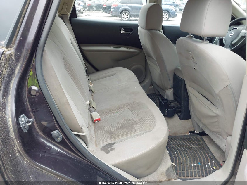2014 Nissan Rogue VIN JN8AS5MV2EW702895 IAAI salvage auction — NORMAL WEAR, Clear (New York), sold $300 on 2026-07-21 (photo 8)