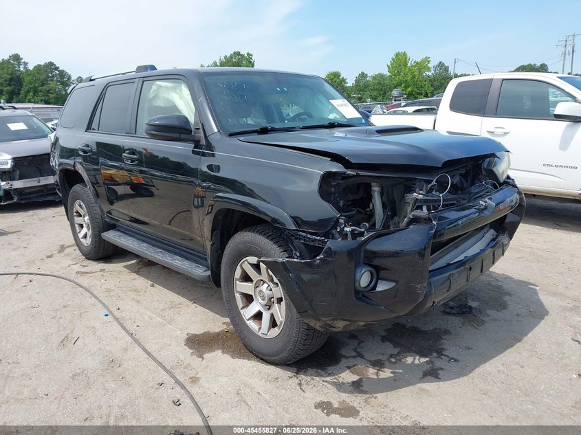 2014 Toyota 4runner VIN JTEBU5JR9E5185114 IAAI salvage auction — FRONT END, Salvage - Greater Than 75% (Maryland), sold $8,275 on 2026-07-31 (photo 1)