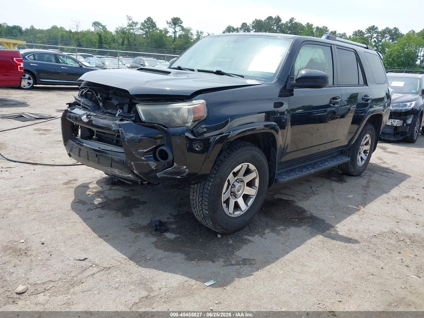 2014 Toyota 4runner VIN JTEBU5JR9E5185114 IAAI salvage auction — FRONT END, Salvage - Greater Than 75% (Maryland), sold $8,275 on 2026-07-31 (photo 2)