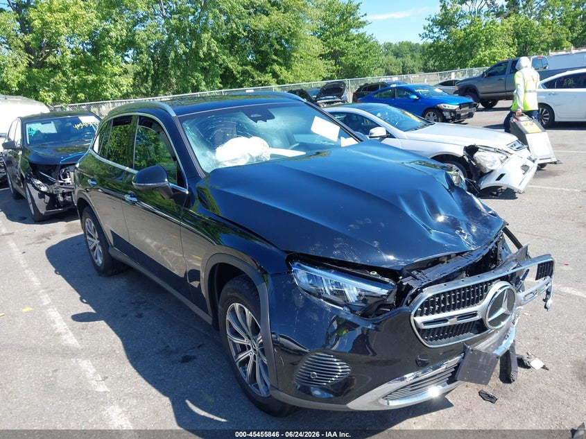 2026 Mercedes-benz Glc VIN W1NKM4HB9TF477160 — IAAI salvage auction photo