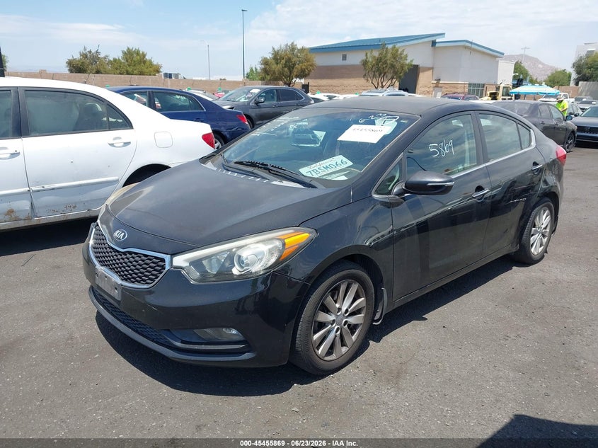 2014 Kia Forte VIN KNAFX4A81E5112248 IAAI salvage auction — SIDE, Salvage Title, sold $1,500 on 2026-07-08 (photo 2)