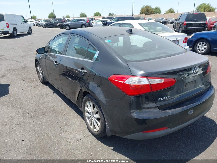 2014 Kia Forte VIN KNAFX4A81E5112248 IAAI salvage auction — SIDE, Salvage Title, sold $1,500 on 2026-07-08 (photo 3)
