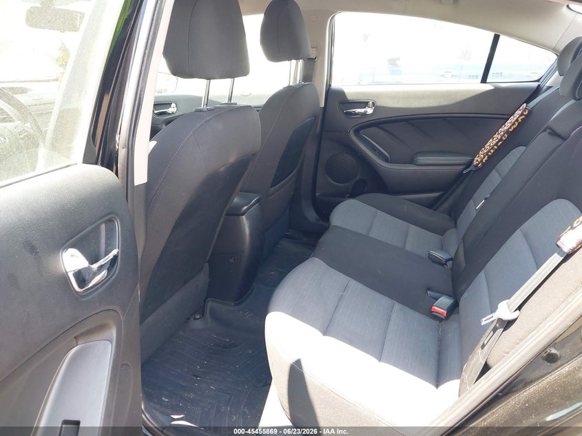 2014 Kia Forte VIN KNAFX4A81E5112248 IAAI salvage auction — SIDE, Salvage Title, sold $1,500 on 2026-07-08 (photo 8)