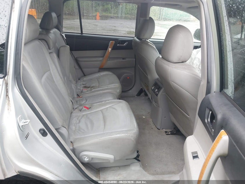 2009 Toyota Highlander hybrid VIN JTEEW44A892035686 IAAI salvage auction — FRONT END, Salvage - Greater Than 75% (Maryland), sold $625 on 2026-07-09 (photo 8)