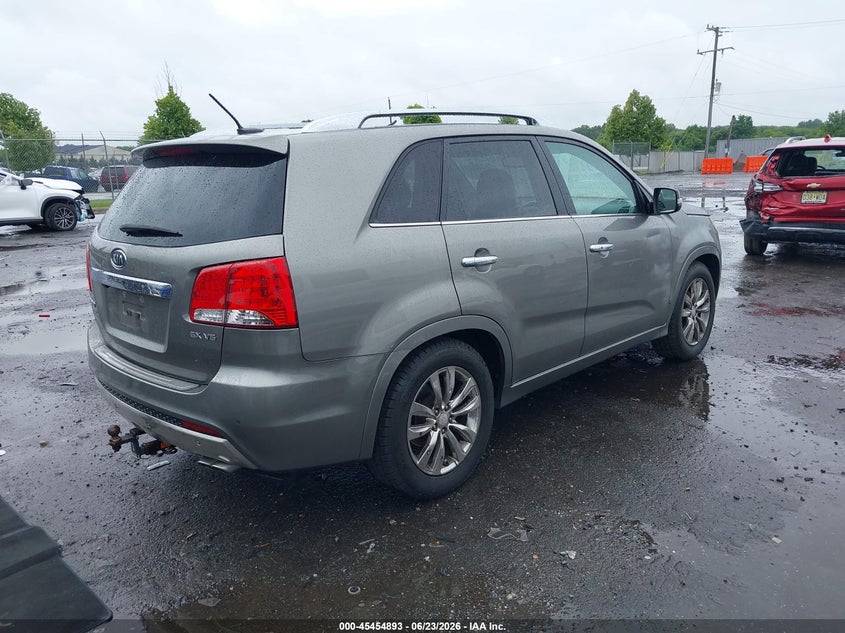 2013 Kia Sorento VIN 5XYKW4A27DG386544 IAAI salvage auction — LEFT REAR, Salvage Title, sold $1,600 on 2026-07-21 (photo 4)