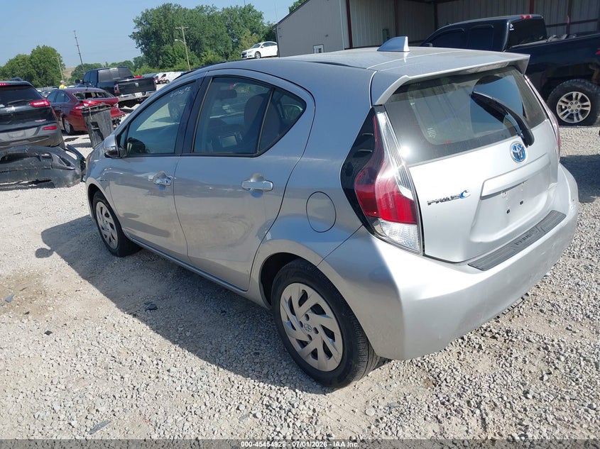 2016 Toyota Prius c VIN JTDKDTB39G1139425 IAAI salvage auction — FRONT END, Wait Title, sold $2,900 on 2026-08-02 (photo 3)