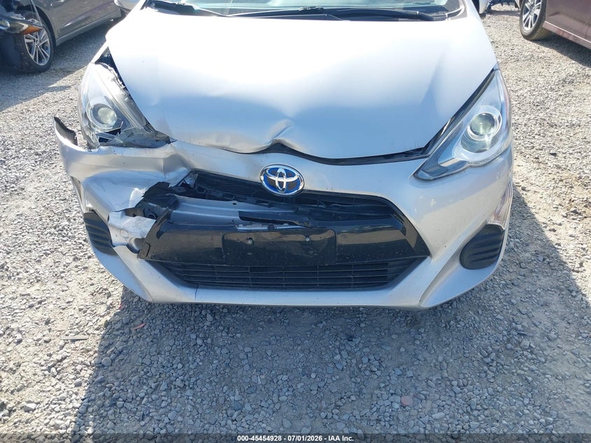 2016 Toyota Prius c VIN JTDKDTB39G1139425 IAAI salvage auction — FRONT END, Wait Title, sold $2,900 on 2026-08-02 (photo 6)