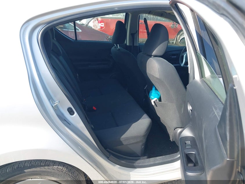 2016 Toyota Prius c VIN JTDKDTB39G1139425 IAAI salvage auction — FRONT END, Wait Title, sold $2,900 on 2026-08-02 (photo 8)