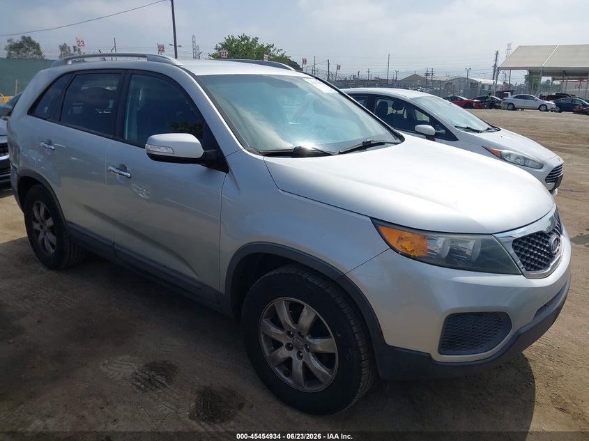2012 Kia Sorento VIN 5XYKTDA27CG246212 IAAI salvage auction — REAR END, Salvage (California), sold $675 on 2026-07-08 (photo 1)