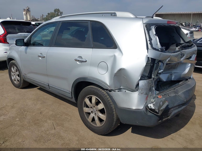 2012 Kia Sorento VIN 5XYKTDA27CG246212 IAAI salvage auction — REAR END, Salvage (California), sold $675 on 2026-07-08 (photo 3)