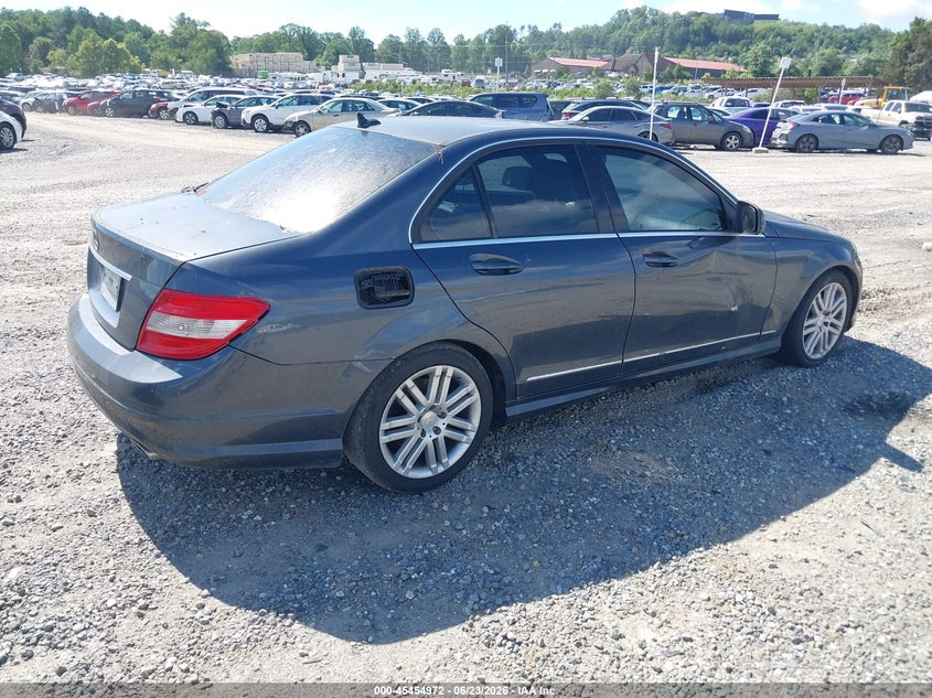 2009 Mercedes-benz C-klasse VIN WDDGF54X59R068679 IAAI salvage auction — REAR END, Salvage (North Carolina), sold $450 on 2026-08-07 (photo 4)