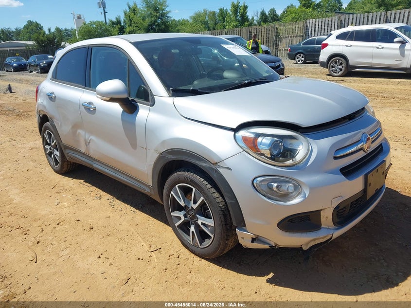 2016 Fiat 500x VIN ZFBCFXBT9GP354583 IAAI salvage auction — NORMAL WEAR, Clear (Virginia), sold $700 on 2026-07-27 (photo 1)