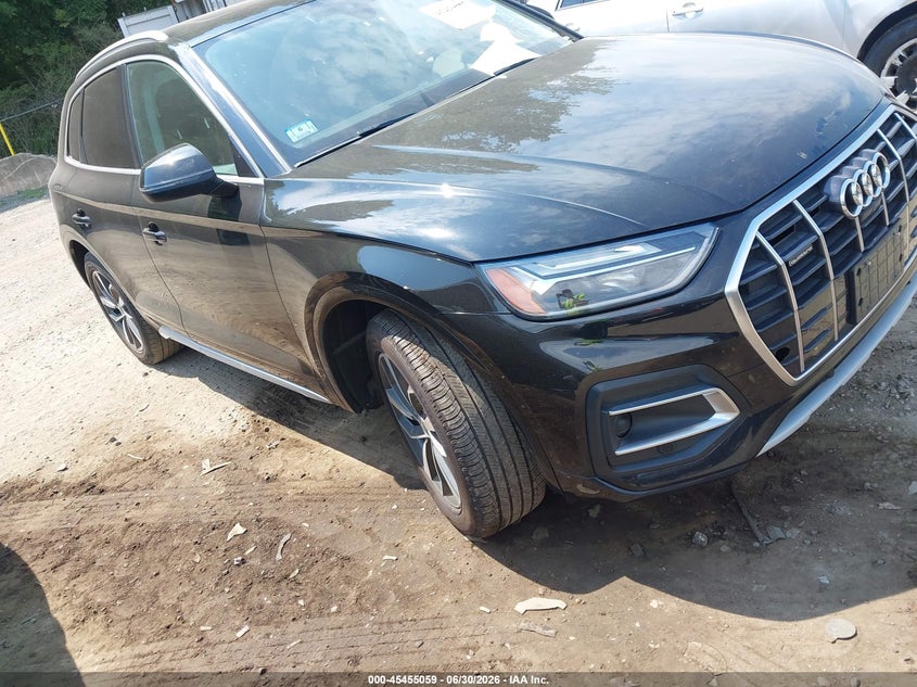 2021 Audi Q5 VIN WA1BAAFY5M2040894 — IAAI salvage auction photo