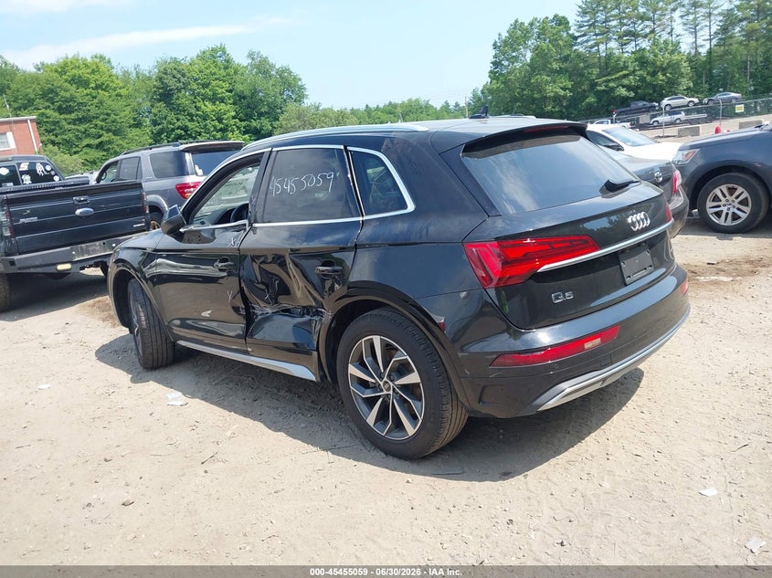 2021 Audi Q5 VIN WA1BAAFY5M2040894 IAAI salvage auction — LEFT SIDE, Salvage (Massachusetts), sold $10,800 on 2026-07-28 (photo 3)