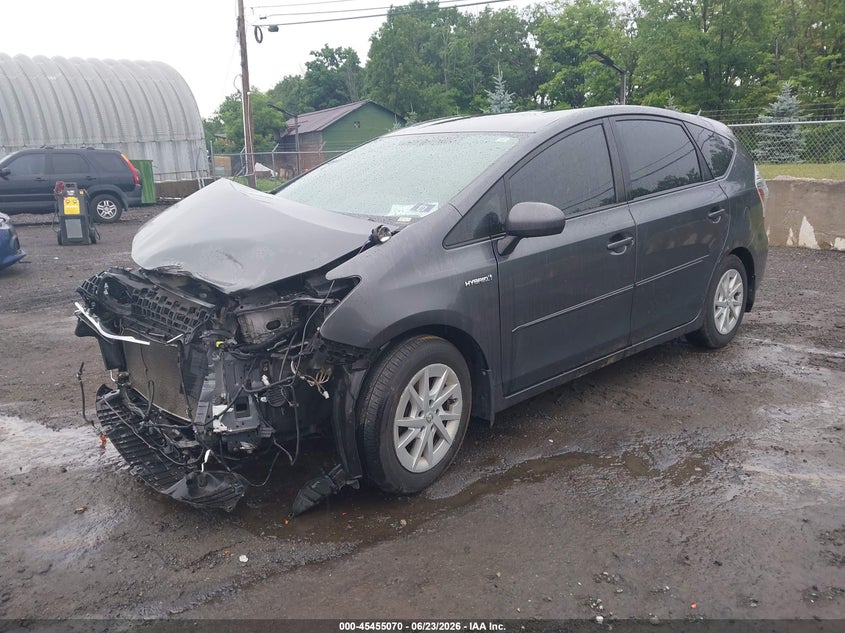 2013 Toyota Prius v VIN JTDZN3EU0D3207689 IAAI salvage auction — FRONT END, Salvage (Idaho), sold $1,025 on 2026-07-23 (photo 2)