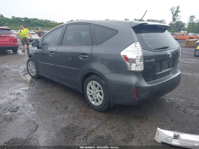 2013 Toyota Prius v VIN JTDZN3EU0D3207689 IAAI salvage auction — FRONT END, Salvage (Idaho), sold $1,025 on 2026-07-23 (photo 3)