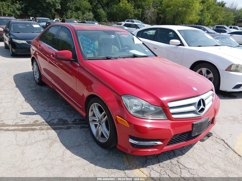 2013 Mercedes-benz C class VIN WDDGF4HB2DR244587 IAAI salvage auction — NORMAL WEAR, Original (Texas), sold $2,200 on 2026-07-13 (photo 1)