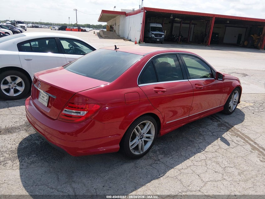 2013 Mercedes-benz C class VIN WDDGF4HB2DR244587 IAAI salvage auction — NORMAL WEAR, Original (Texas), sold $2,200 on 2026-07-13 (photo 4)