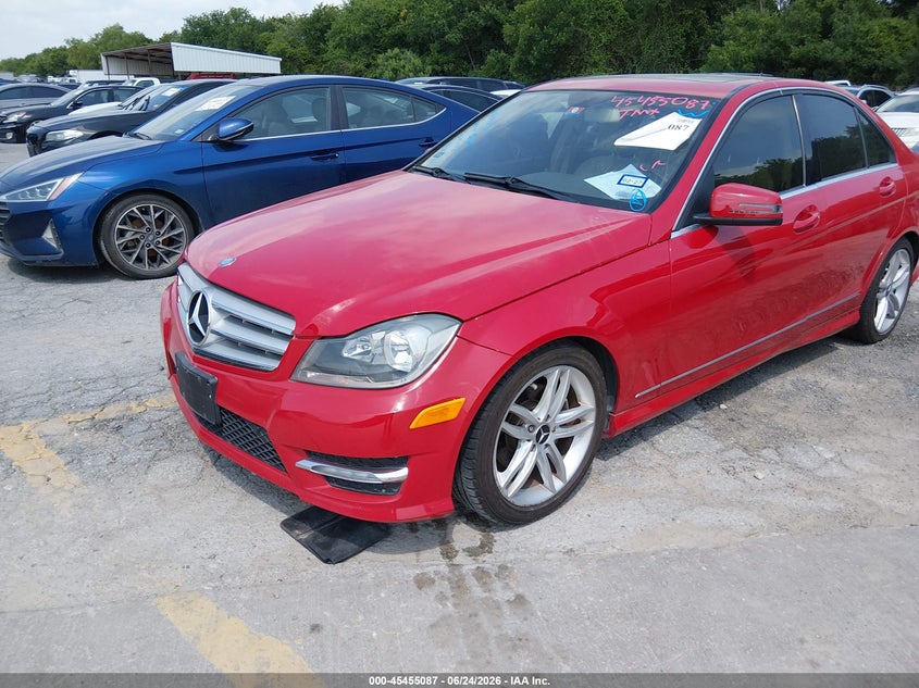 2013 Mercedes-benz C class VIN WDDGF4HB2DR244587 IAAI salvage auction — NORMAL WEAR, Original (Texas), sold $2,200 on 2026-07-13 (photo 6)