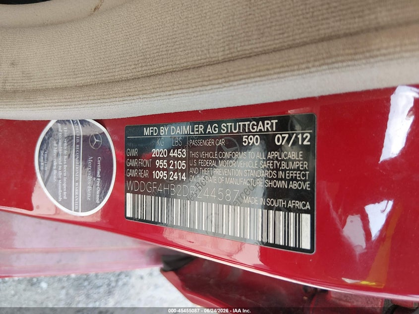 2013 Mercedes-benz C class VIN WDDGF4HB2DR244587 IAAI salvage auction — NORMAL WEAR, Original (Texas), sold $2,200 on 2026-07-13 (photo 9)