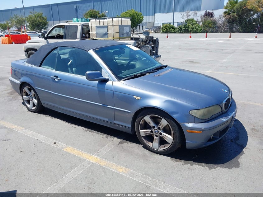 2005 BMW 3er VIN WBABW33455PL34477 IAAI salvage auction — NORMAL WEAR, Clear - Dealer Only (California), sold $425 on 2026-07-29 (photo 1)