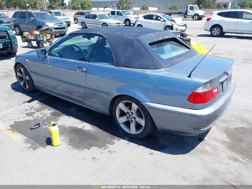 2005 BMW 3er VIN WBABW33455PL34477 IAAI salvage auction — NORMAL WEAR, Clear - Dealer Only (California), sold $425 on 2026-07-29 (photo 3)
