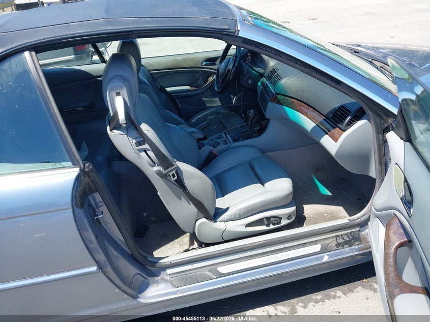 2005 BMW 3er VIN WBABW33455PL34477 IAAI salvage auction — NORMAL WEAR, Clear - Dealer Only (California), sold $425 on 2026-07-29 (photo 5)