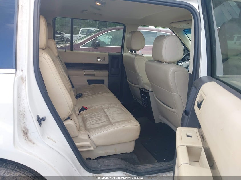 2013 Ford Flex VIN 2FMGK5C86DBD38624 IAAI salvage auction — NORMAL WEAR, Clear-Endorsement (Wisconsin), sold $350 on 2026-07-09 (photo 8)