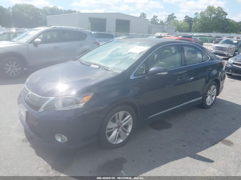 2010 Lexus Hs 250h VIN JTHBB1BA6A2019090 IAAI salvage auction — NORMAL WEAR, Clear (Georgia), sold $1,500 on 2026-07-29 (photo 2)