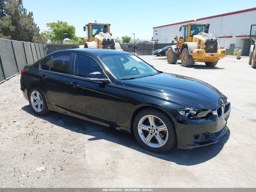 2015 BMW 3er VIN WBA3C1C57FK120342 IAAI salvage auction — FRONT END, Salvage (California), sold $1,425 on 2026-07-13 (photo 1)