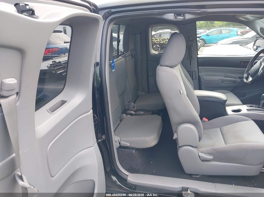 2014 Toyota Tacoma VIN 5TFTX4CNXEX039670 IAAI salvage auction — FRONT END, Salvage (Virginia), sold $4,975 on 2026-07-28 (photo 8)