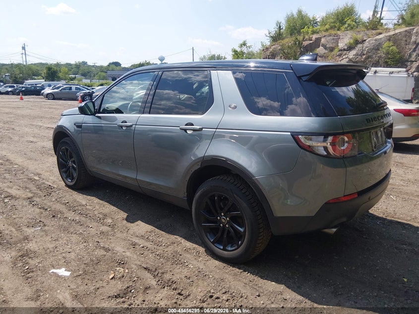 2018 Land rover Discovery sport VIN SALCP2RXXJH746715 IAAI salvage auction — RIGHT REAR, Salvage (Rhode Island), sold $125 on 2026-07-28 (photo 3)