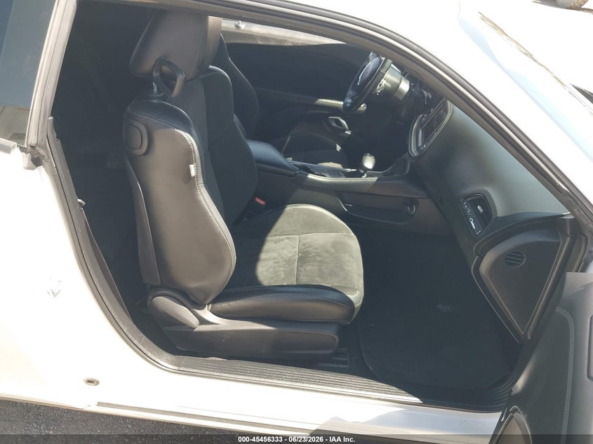 2021 Dodge Challenger VIN 2C3CDZJG2MH672634 IAAI salvage auction — FRONT & REAR, Salvage Title, sold $6,600 on 2026-07-22 (photo 5)