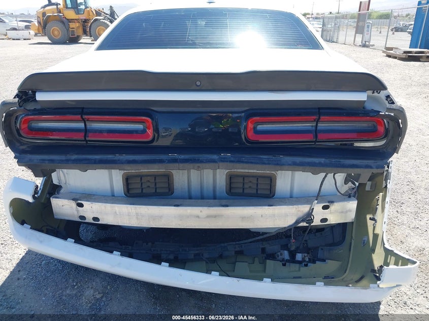 2021 Dodge Challenger VIN 2C3CDZJG2MH672634 IAAI salvage auction — FRONT & REAR, Salvage Title, sold $6,600 on 2026-07-22 (photo 6)