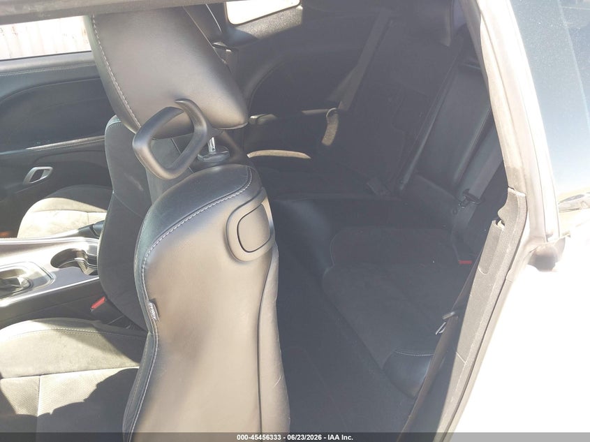2021 Dodge Challenger VIN 2C3CDZJG2MH672634 IAAI salvage auction — FRONT & REAR, Salvage Title, sold $6,600 on 2026-07-22 (photo 8)