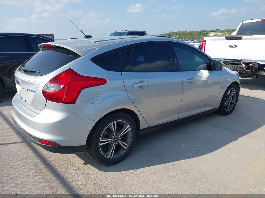 2014 Ford Focus VIN 1FADP3K25EL354881 IAAI salvage auction — NORMAL WEAR, Clear (Texas), sold $625 on 2026-07-18 (photo 4)
