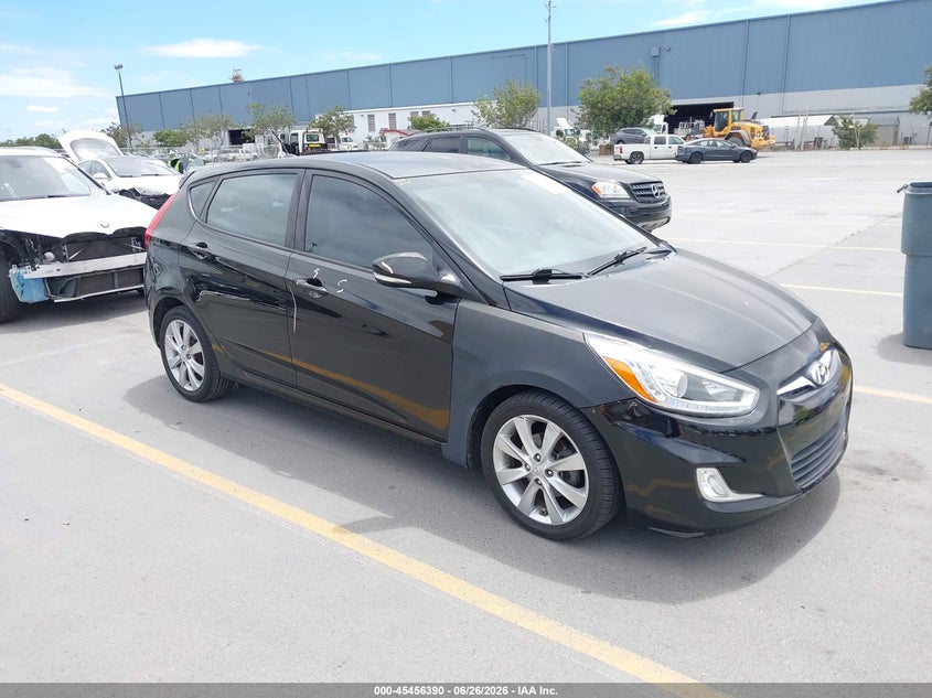 2014 Hyundai Accent VIN KMHCU5AE0EU141932 IAAI salvage auction — LEFT SIDE, Salvage (California), sold $775 on 2026-07-20 (photo 1)