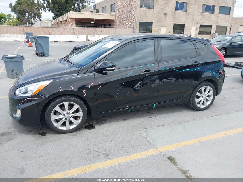 2014 Hyundai Accent VIN KMHCU5AE0EU141932 IAAI salvage auction — LEFT SIDE, Salvage (California), sold $775 on 2026-07-20 (photo 6)